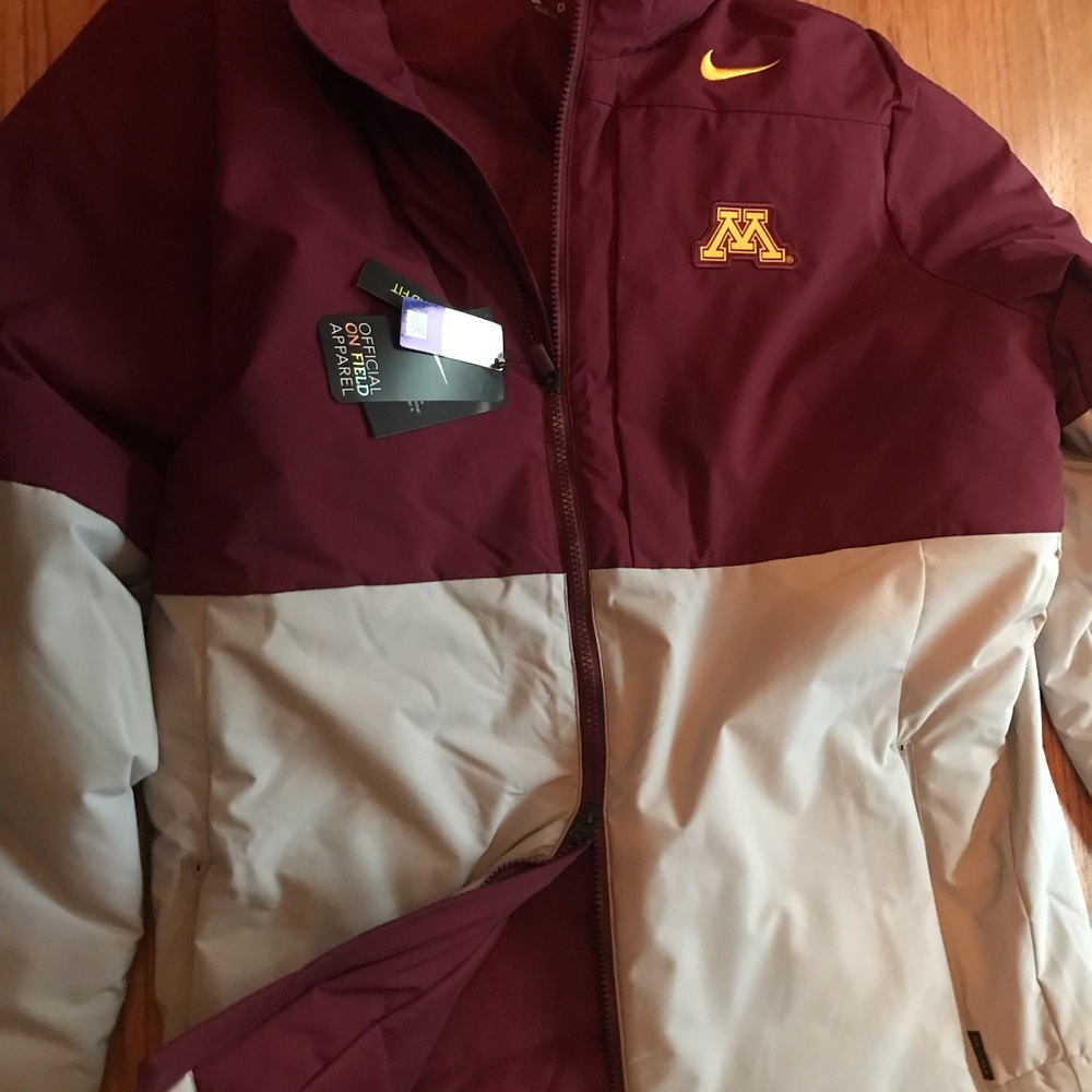 U of M / Minnesota nike Gopher coat mens Large